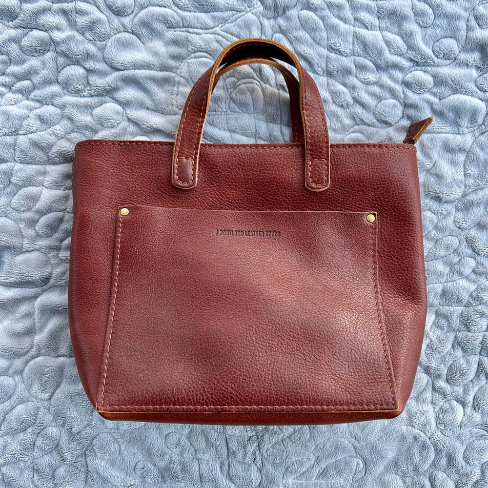 Portland Leather Mini Crossbody Tote w. zipper - Nutmeg